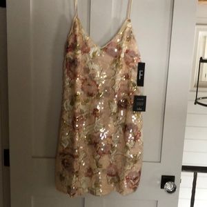 NWT Lulus sewing dress size med